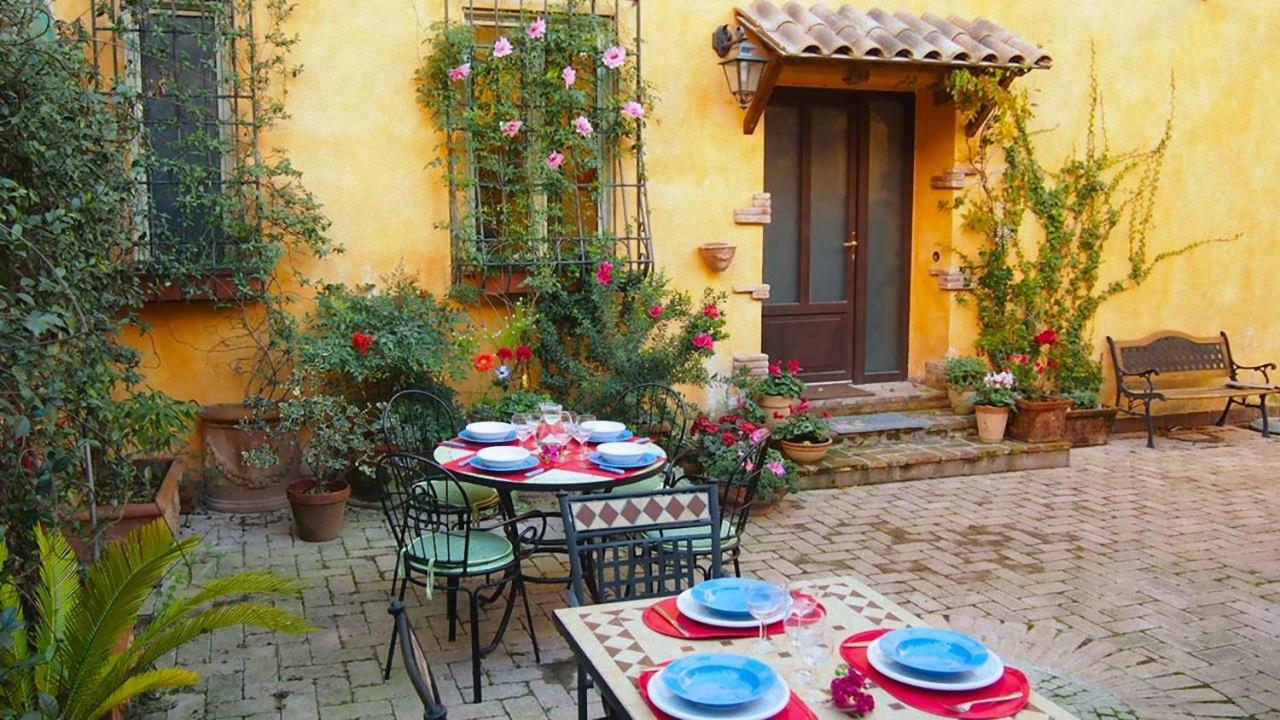La Piazzetta Di Roma Villa Buitenkant foto